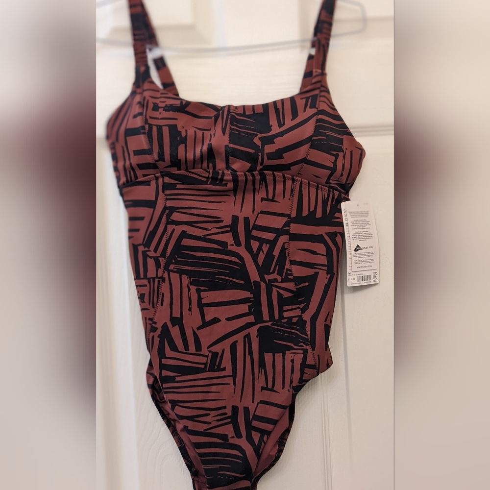 NWT Athleta Sculpted Sienna Swimsuit M